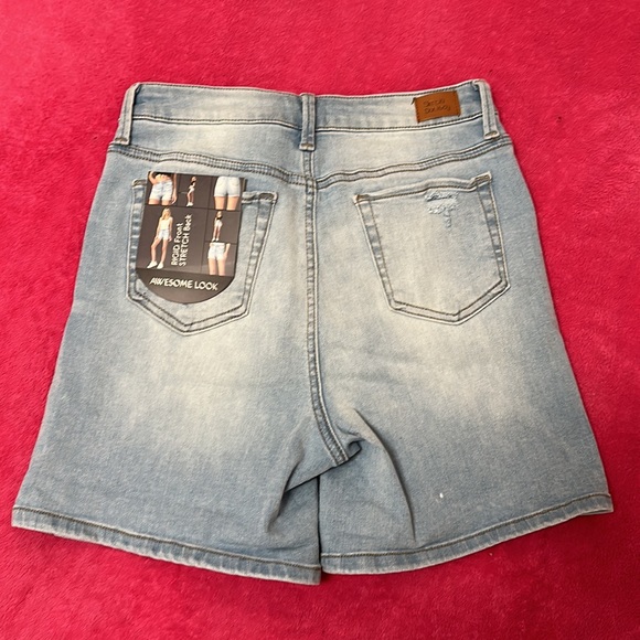 Super cute! 😊 - Picture 4 of 4